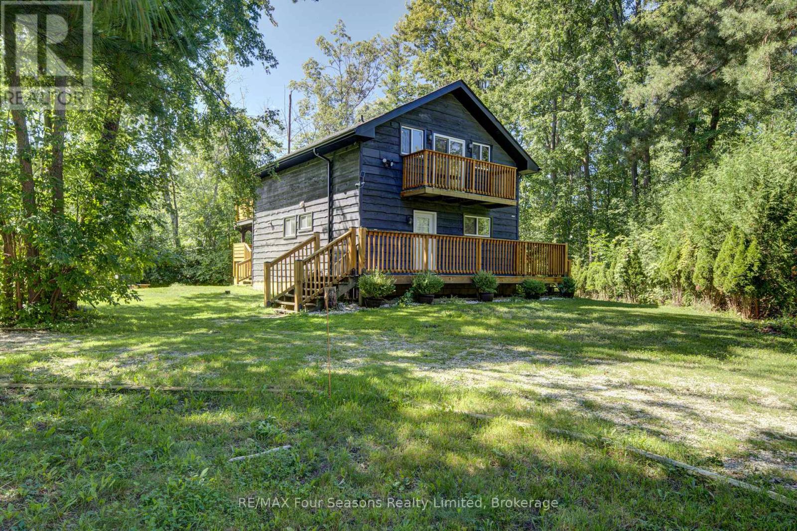 126 Martin Grove N, Blue Mountains, Ontario  L9Y 0N5 - Photo 2 - X13768476