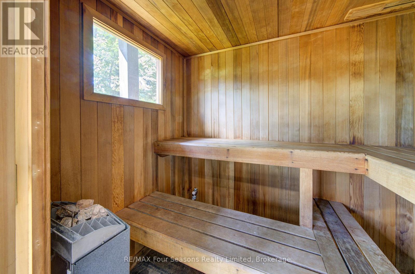 126 Martin Grove N, Blue Mountains, Ontario  L9Y 0N5 - Photo 34 - X13768476