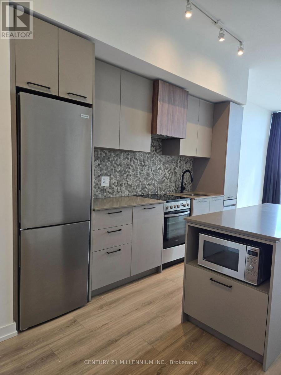 607 - 10 Lagerfeld Drive, Brampton, Ontario  L7A 5L3 - Photo 9 - W13768402