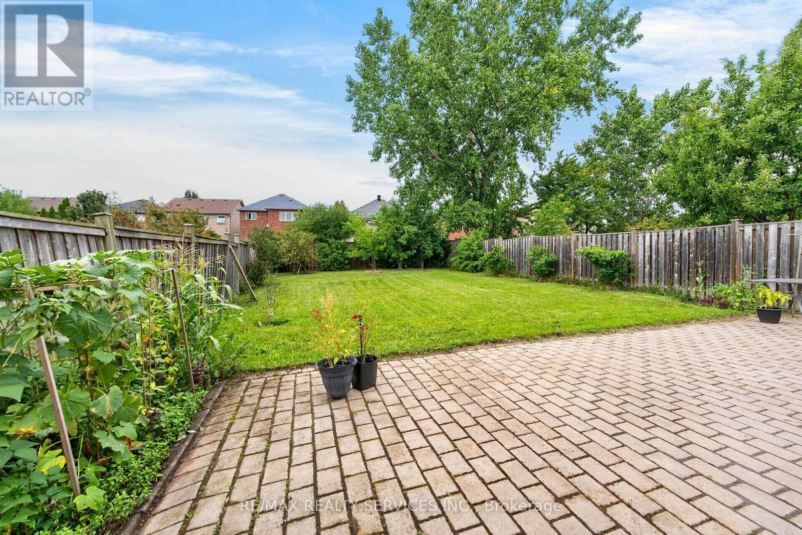 703 Twain Avenue, Mississauga, Ontario  L5W 1K7 - Photo 49 - W13768516