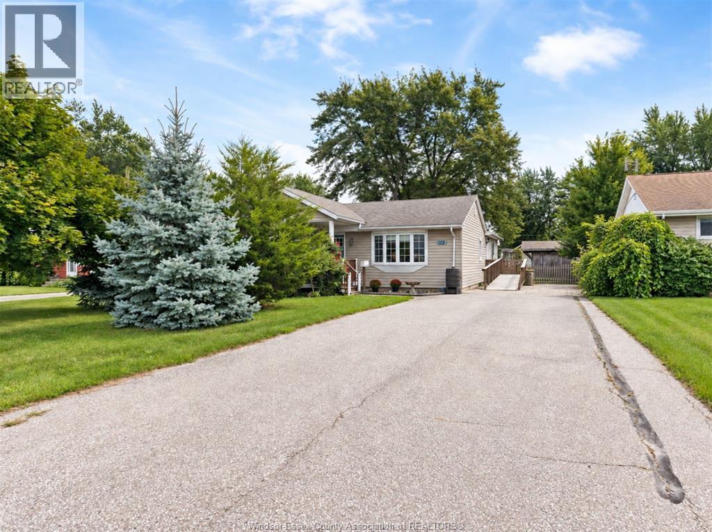 112 Iler Avenue, Essex, Ontario  N8M 1T7 - Photo 30 - 26022097