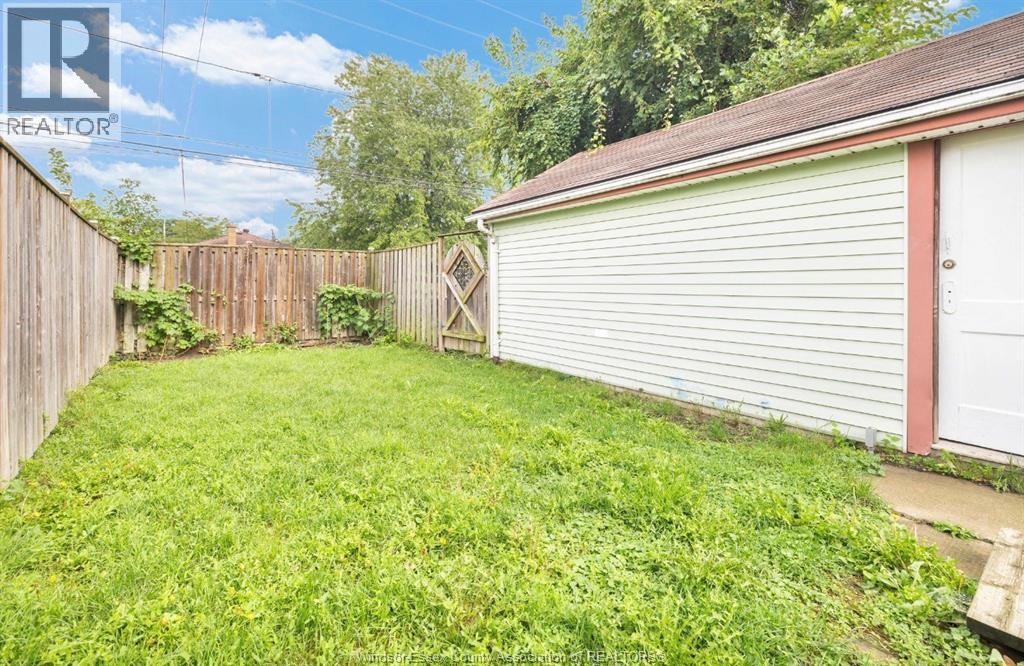 1794 Gladstone, Windsor, Ontario  N8W 2N3 - Photo 22 - 26022246