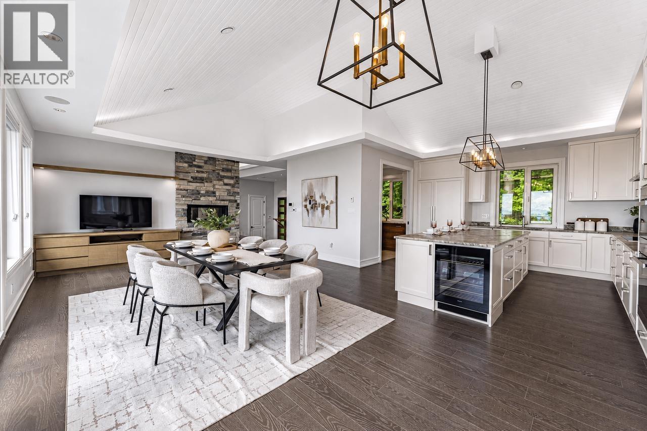 4816 Skyline Drive, North Vancouver, British Columbia  V7R 3J3 - Photo 12 - R3160197