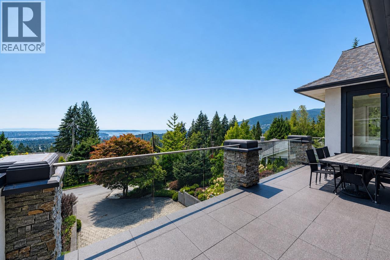 4816 Skyline Drive, North Vancouver, British Columbia  V7R 3J3 - Photo 39 - R3160197