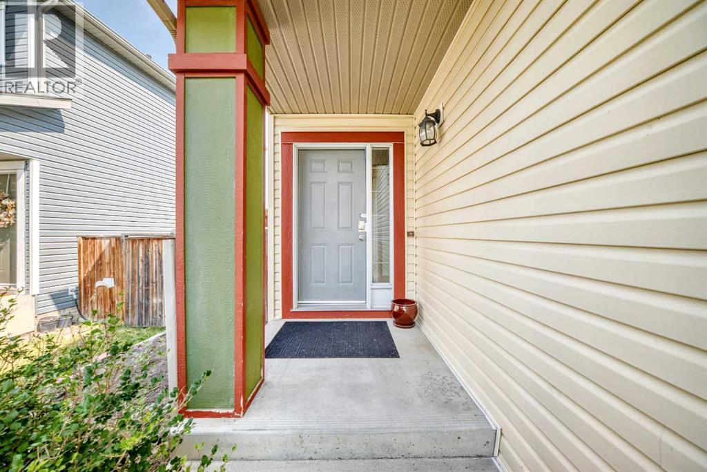 988 Copperfield Boulevard SE, Calgary, Alberta  T2Z 4W7 - Photo 4 - A2334974