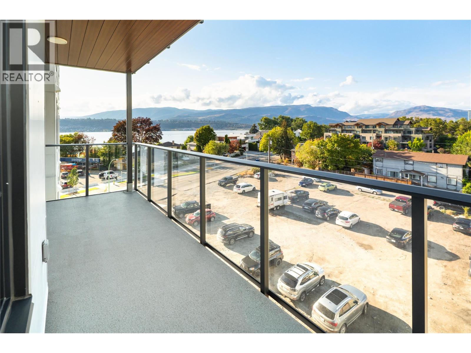 3051 Abbott Street Unit# 401 Kelowna Photo 20
