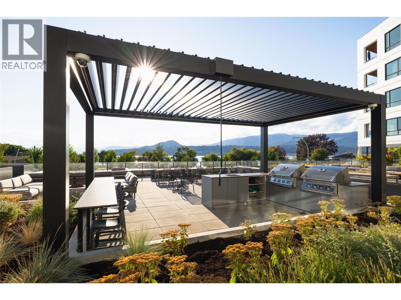 3051 Abbott Street Unit# 401 Kelowna Photo 37