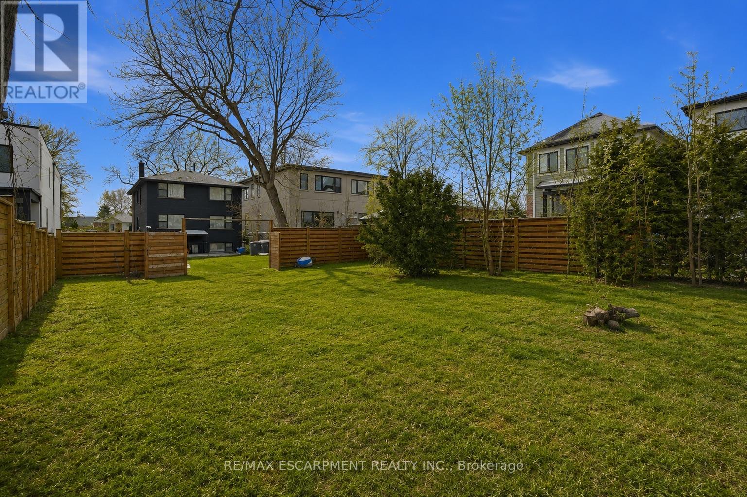 43 Broadview Avenue, Mississauga, Ontario  L5H 2S8 - Photo 13 - W13737888