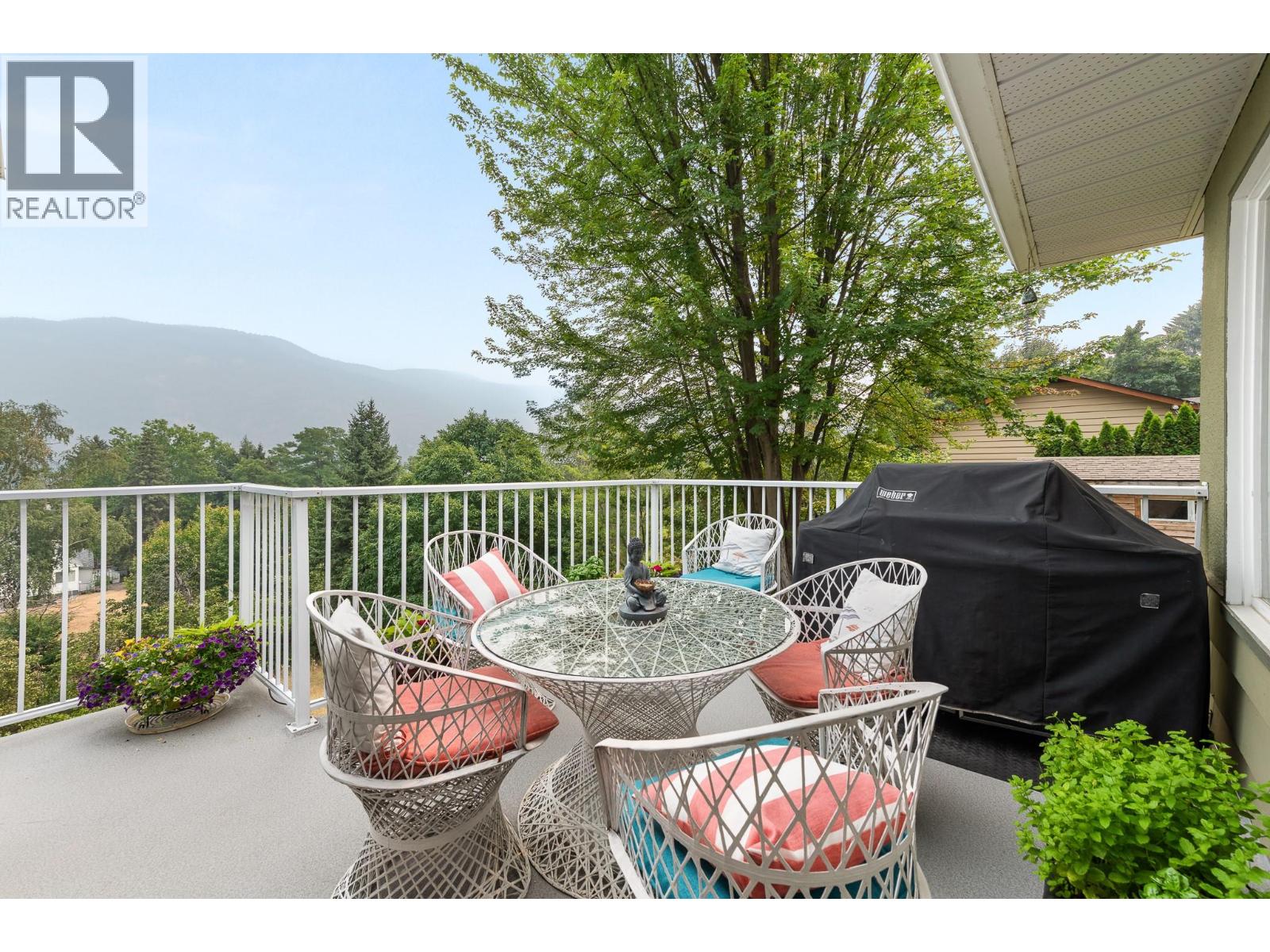 2705 9th Avenue, Castlegar, British Columbia V1N 2Y7 - Photo 22 - 10400301
