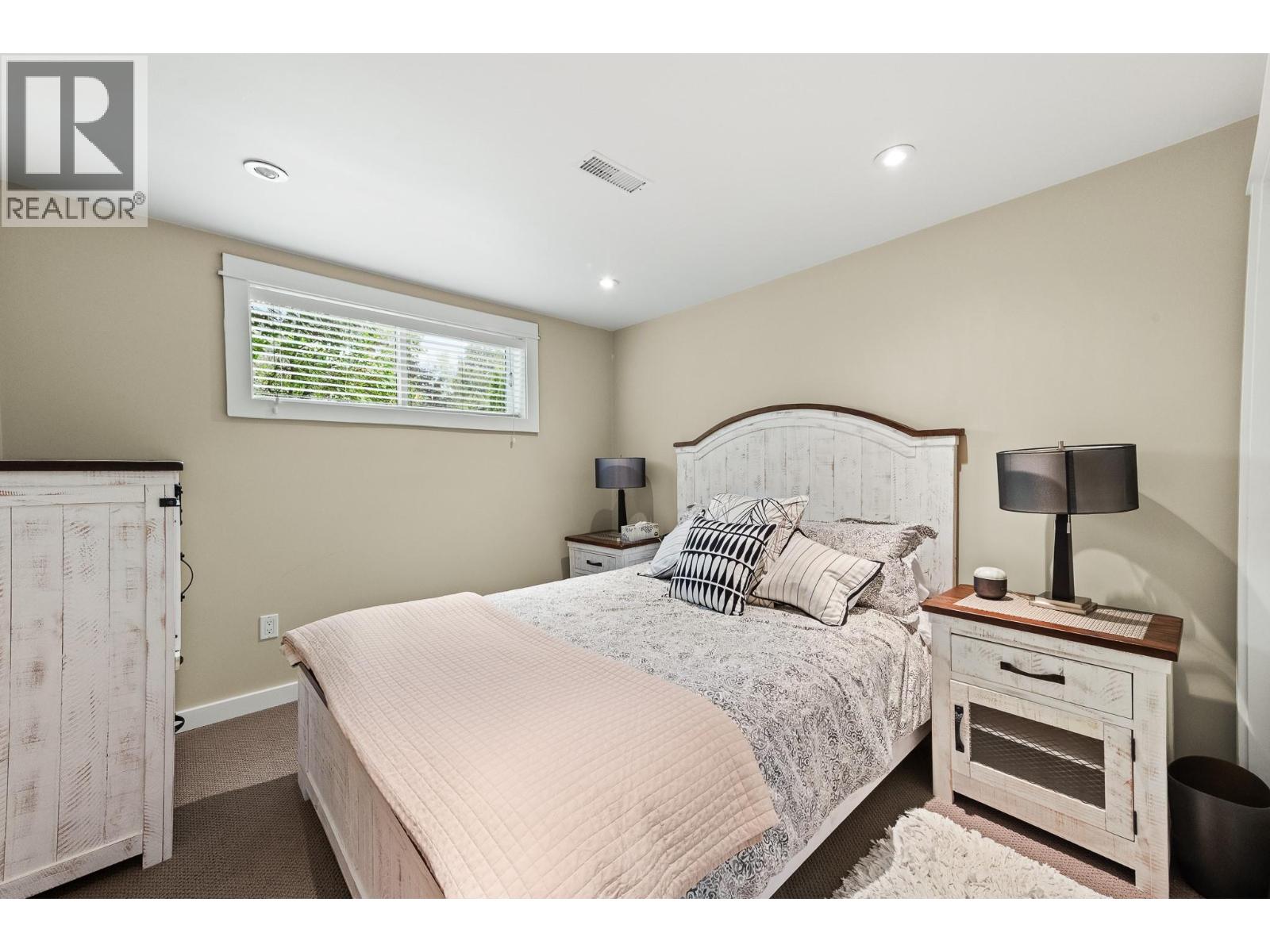 2705 9th Avenue, Castlegar, British Columbia V1N 2Y7 - Photo 40 - 10400301