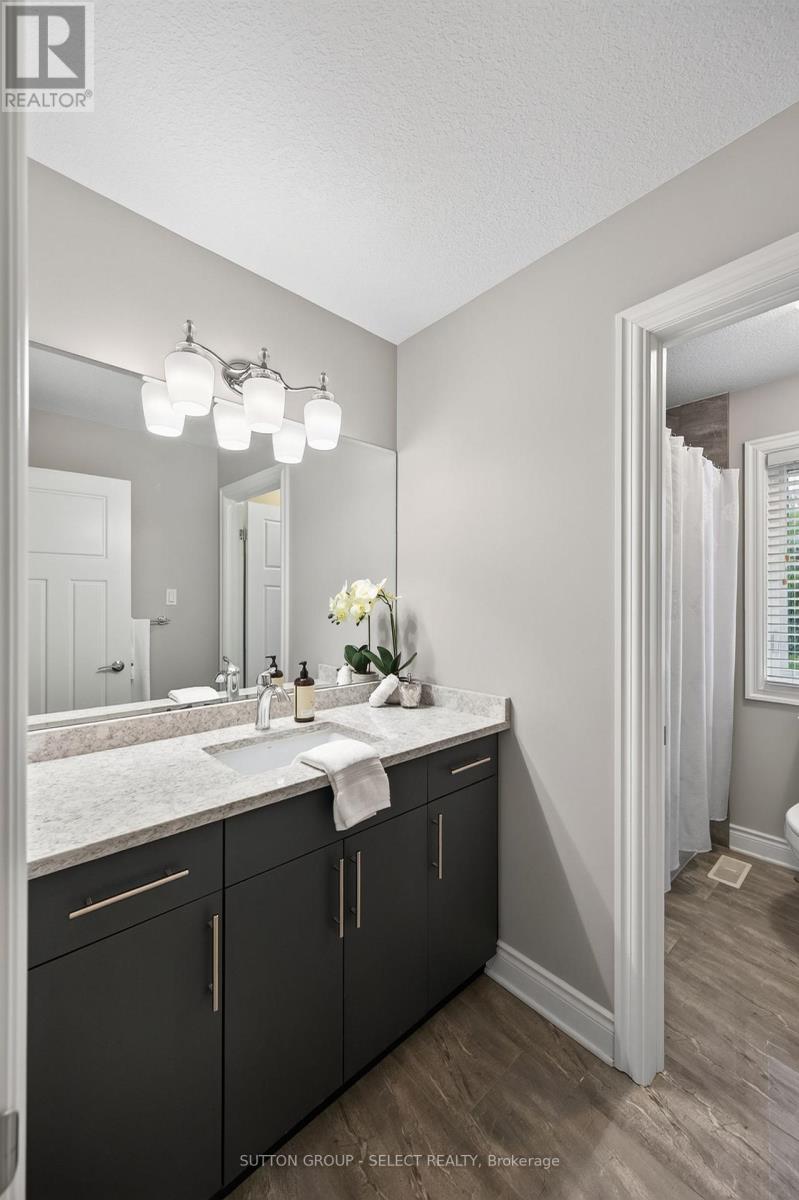 881 Foxcreek Road, London North, Ontario  N6G 0H1 - Photo 32 - X13768648