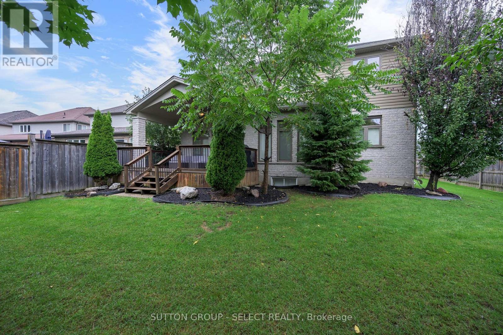 881 Foxcreek Road, London North, Ontario  N6G 0H1 - Photo 44 - X13768648