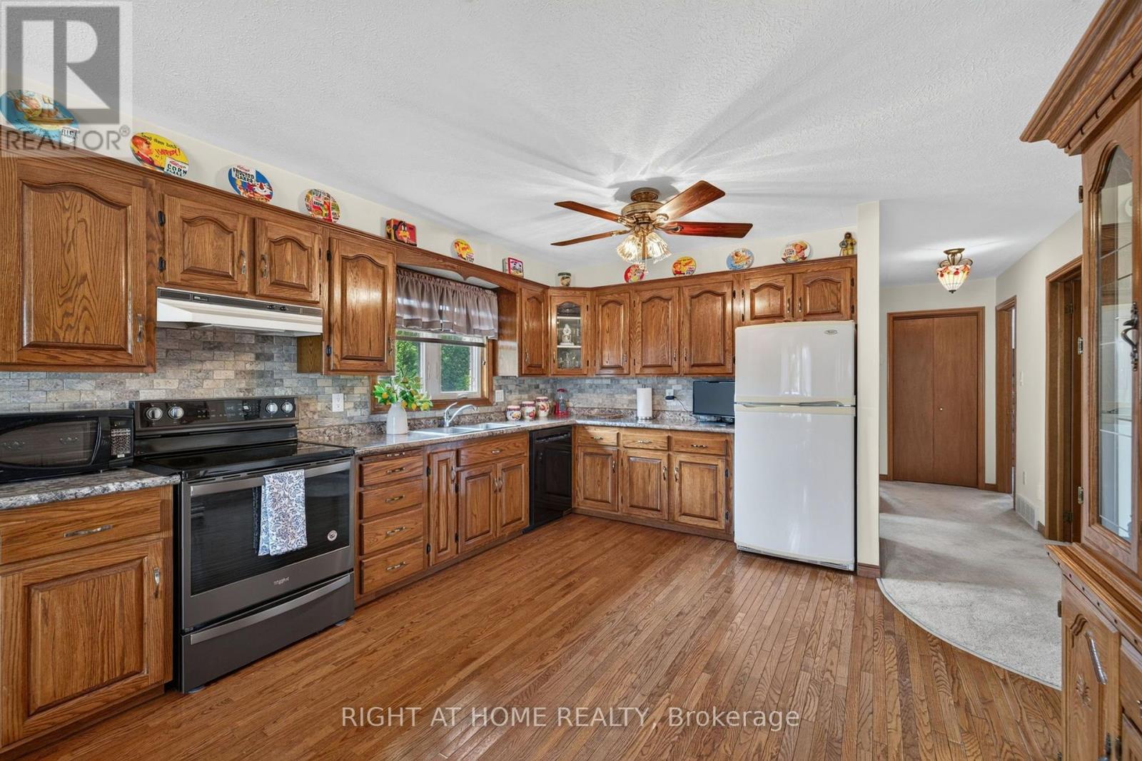 13 St Ladislaus Street, Norfolk, Ontario  N0J 1E0 - Photo 11 - X13768720