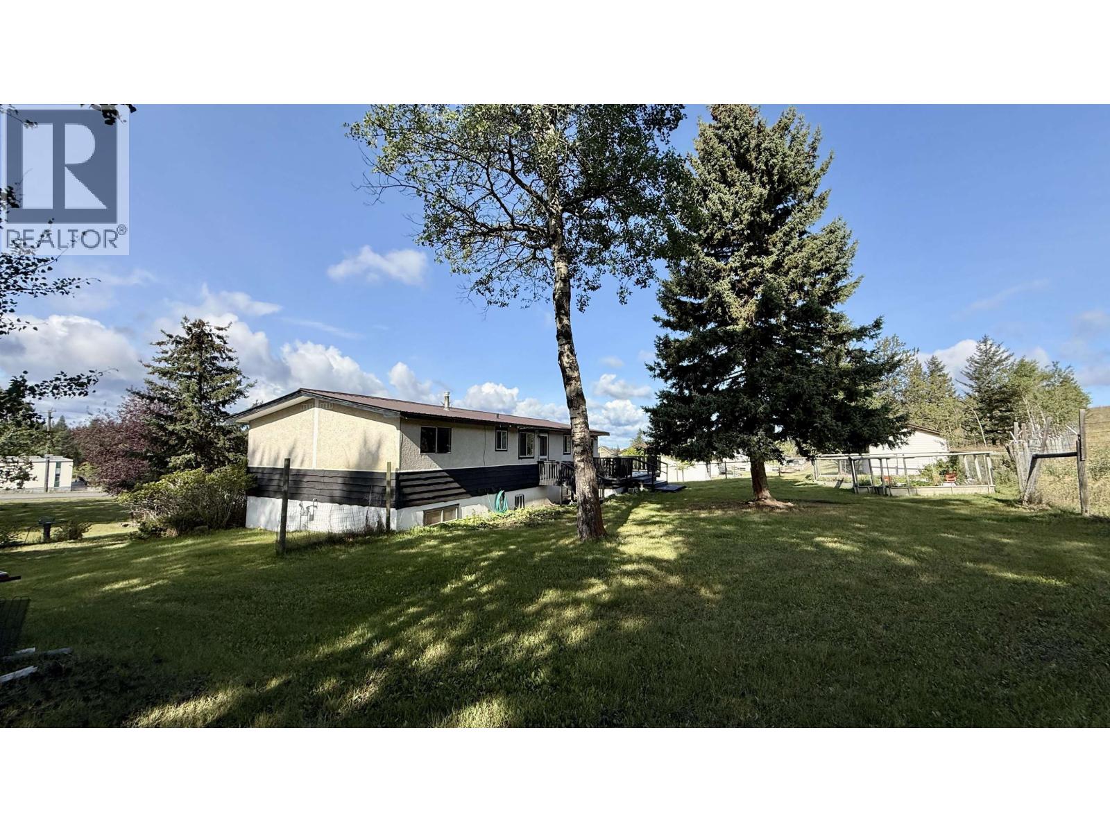 4953 Telqua Drive, 108 Mile Ranch, British Columbia  V0K 2E1 - Photo 22 - R3082511