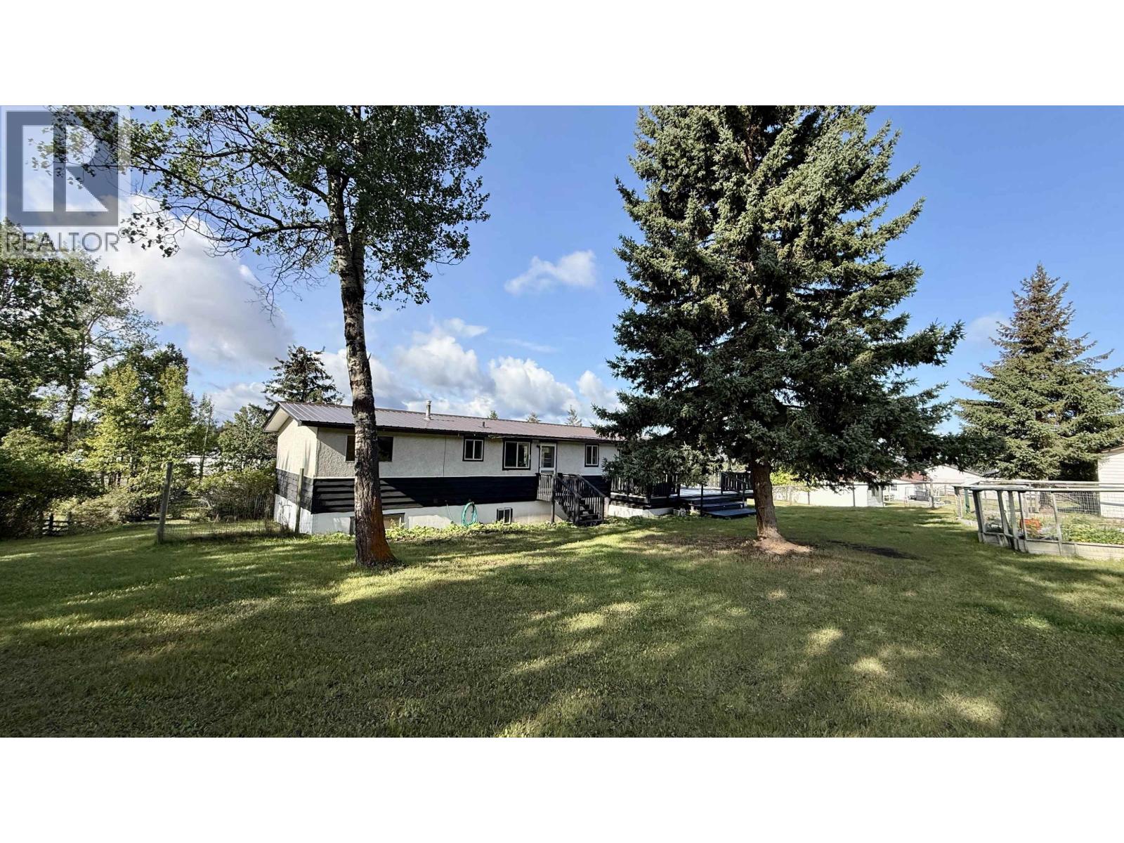 4953 Telqua Drive, 108 Mile Ranch, British Columbia  V0K 2E1 - Photo 24 - R3082511