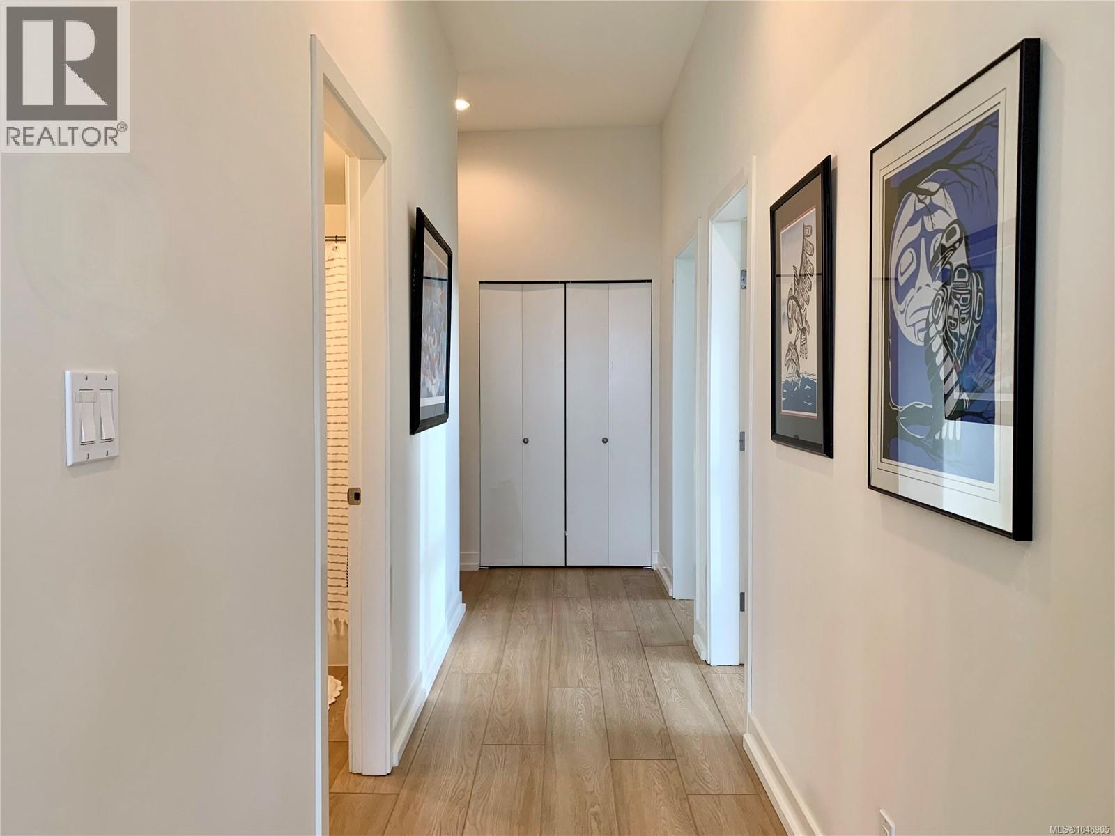 401 797 Tyee Rd, Victoria, British Columbia  V9A 7R4 - Photo 21 - 1048905
