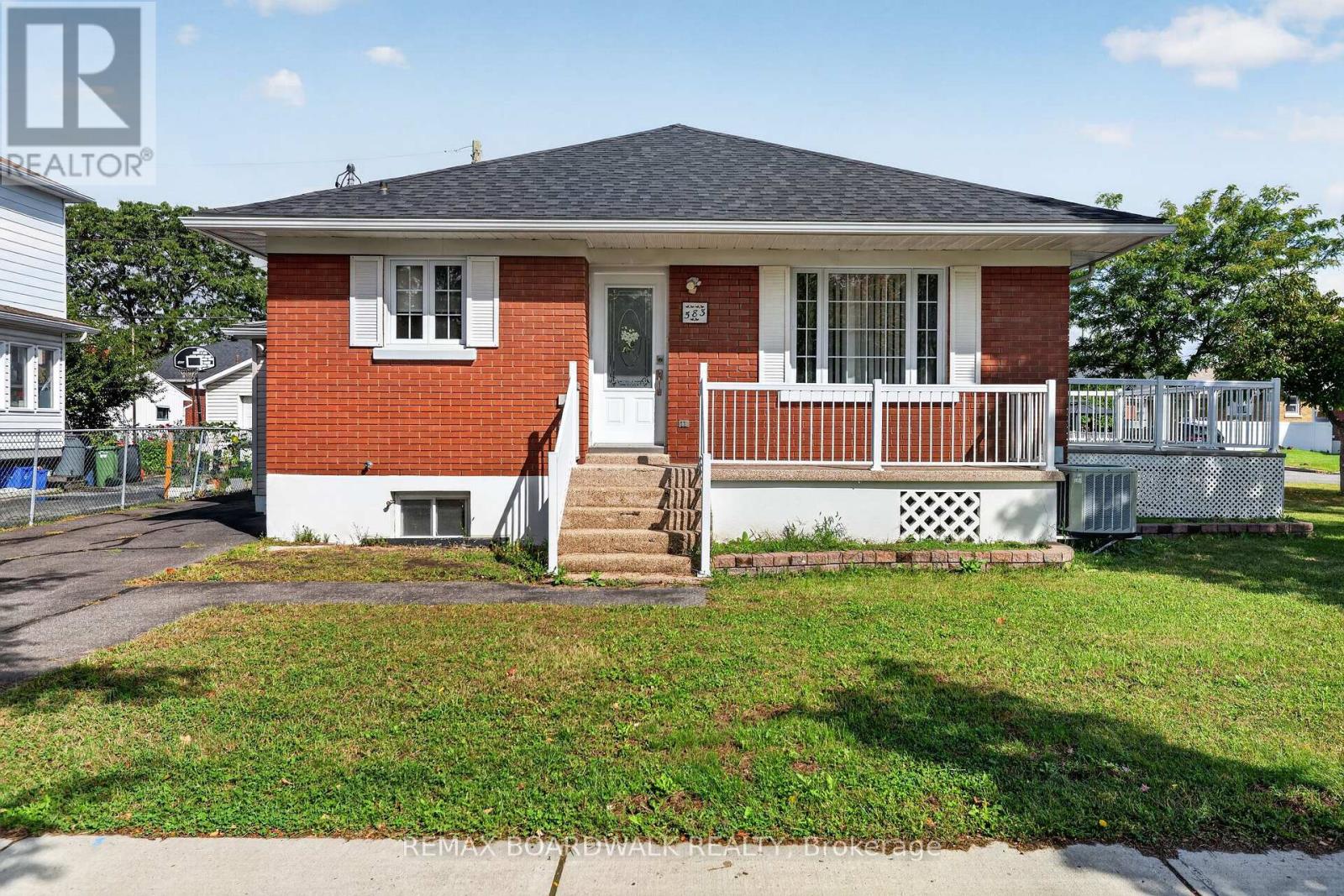 583 Donald Street, Ottawa, Ontario  K1K 1L5 - Photo 1 - X13768640