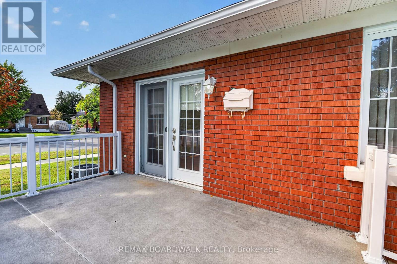 583 Donald Street, Ottawa, Ontario  K1K 1L5 - Photo 7 - X13768640