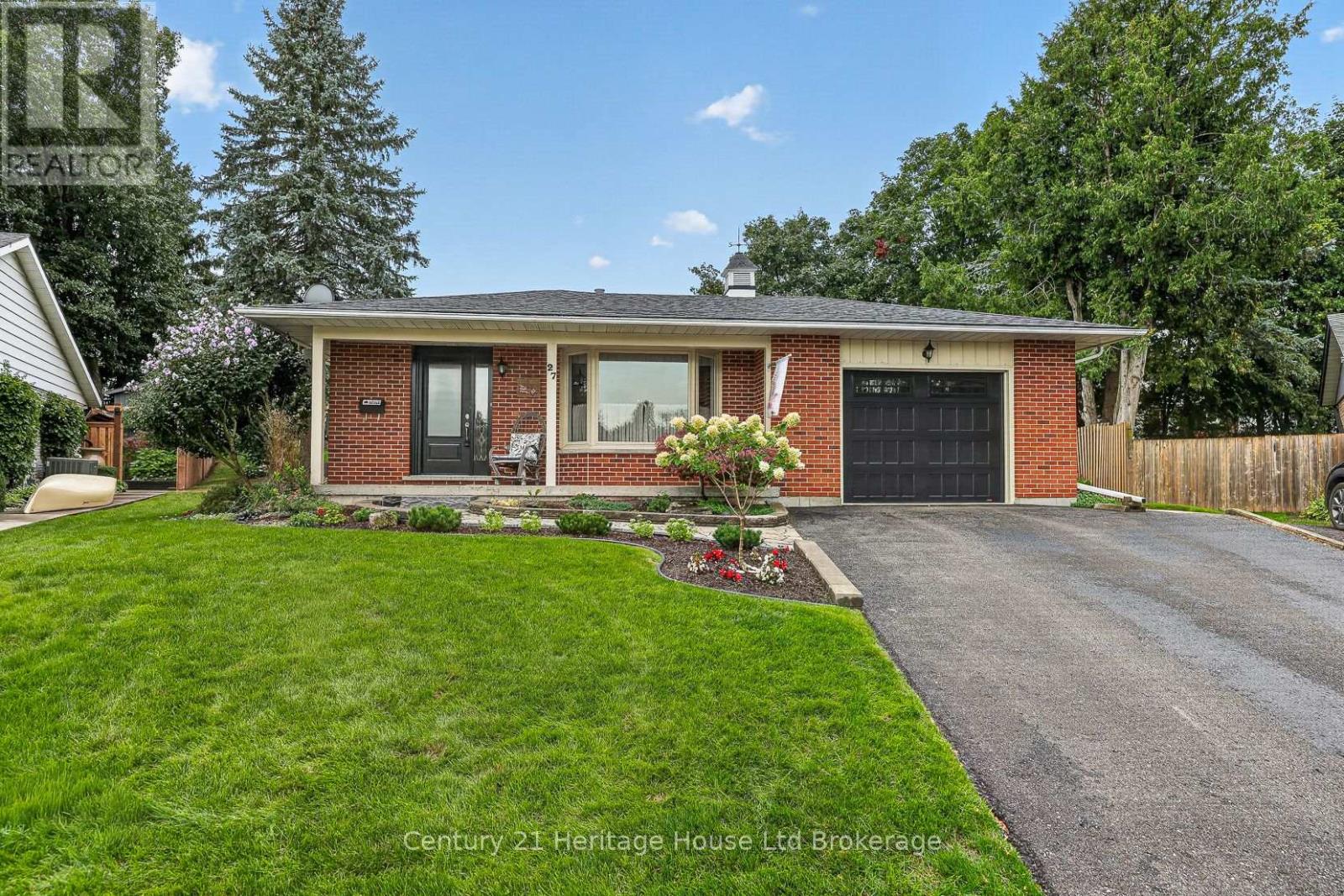 27 Silcox Place, Woodstock, Ontario  N4S 8M8 - Photo 6 - X13768644