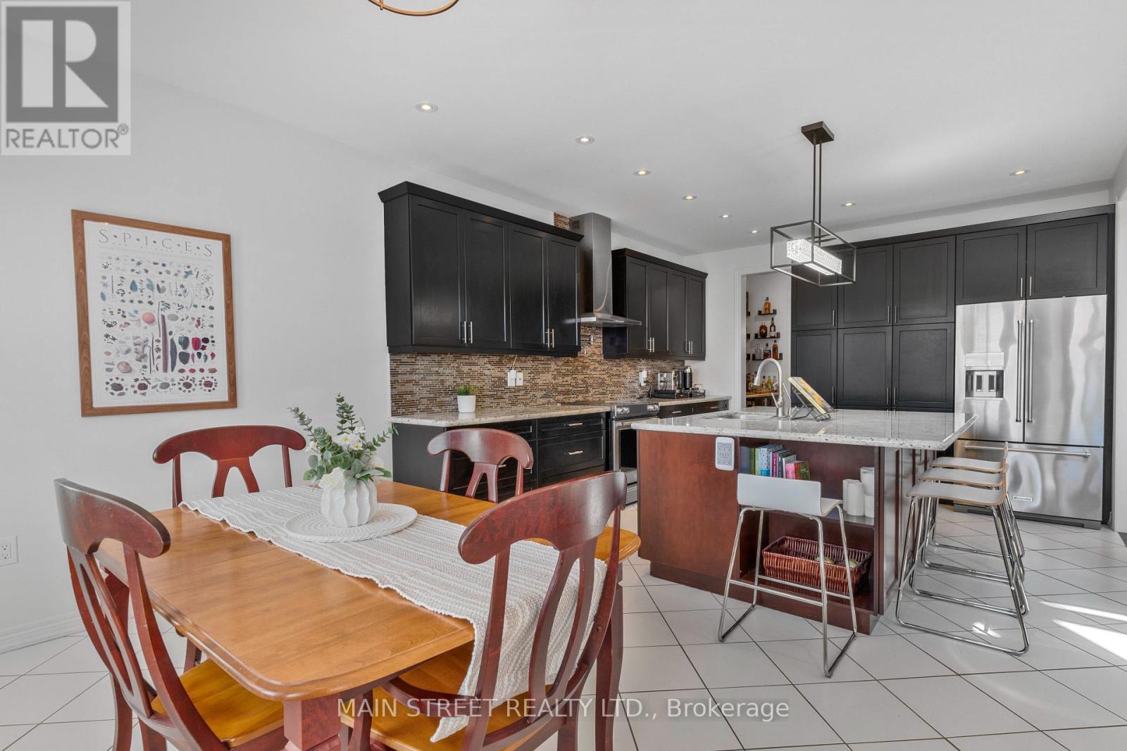 71 Vivian Creek Road, East Gwillimbury (Mt Albert), Ontario  L0G 1M0 - Photo 14 - N13768542