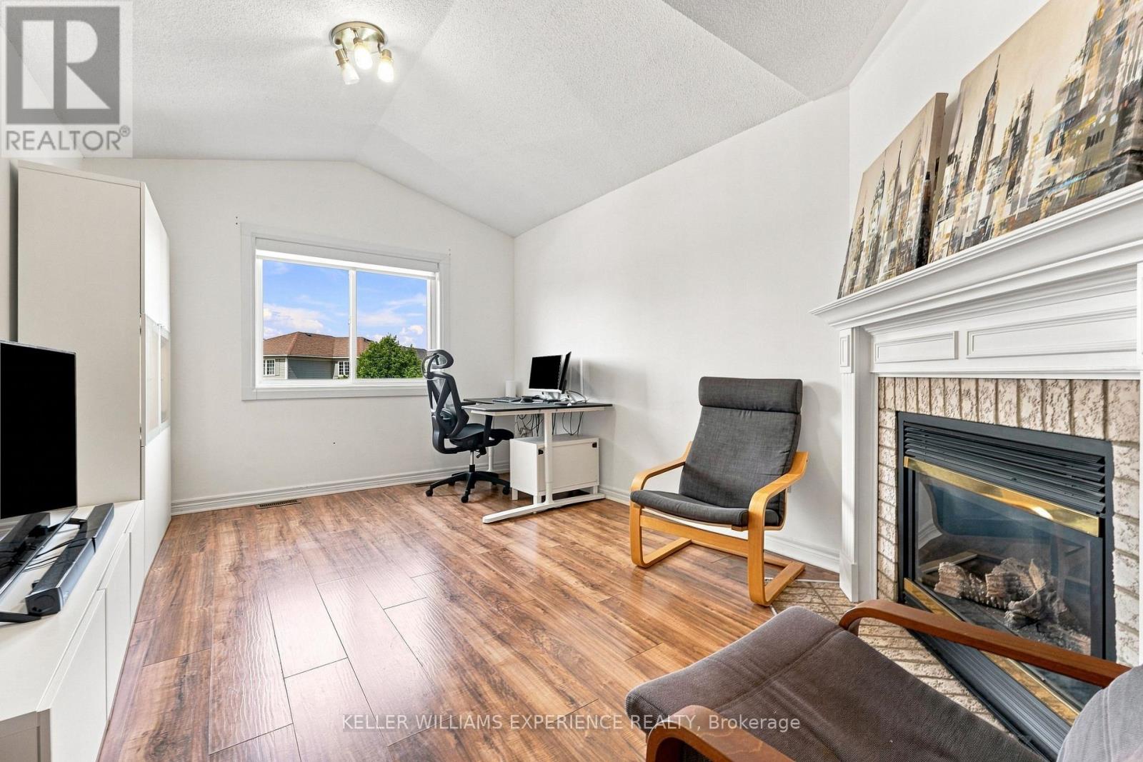 329 Esther Drive, Barrie, Ontario  L4N 0G2 - Photo 17 - S13768782