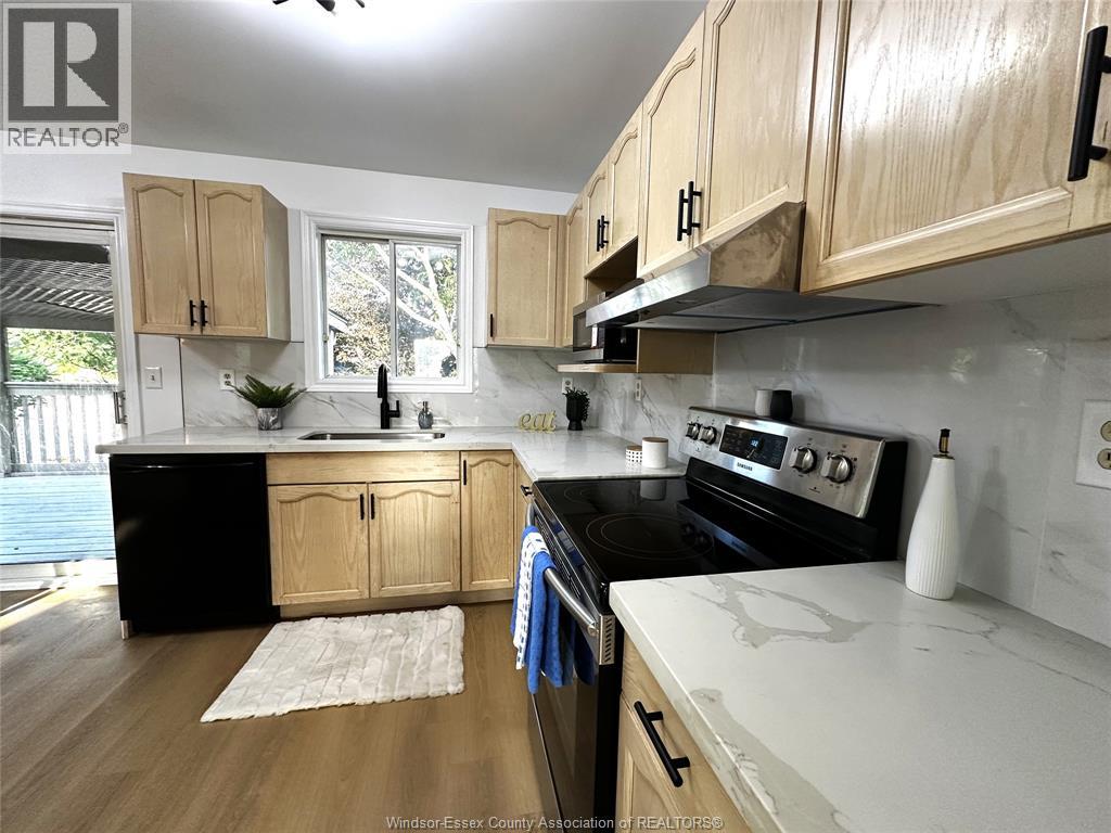 3025 Kenilworth, Windsor, Ontario  N9E 4M1 - Photo 7 - 26022248