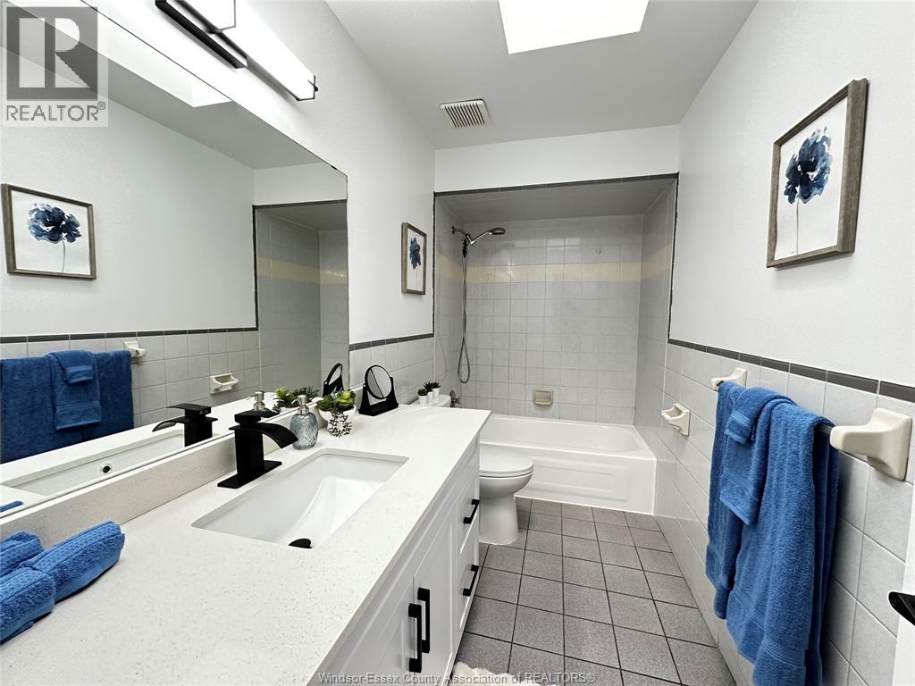 3025 Kenilworth, Windsor, Ontario  N9E 4M1 - Photo 12 - 26022248