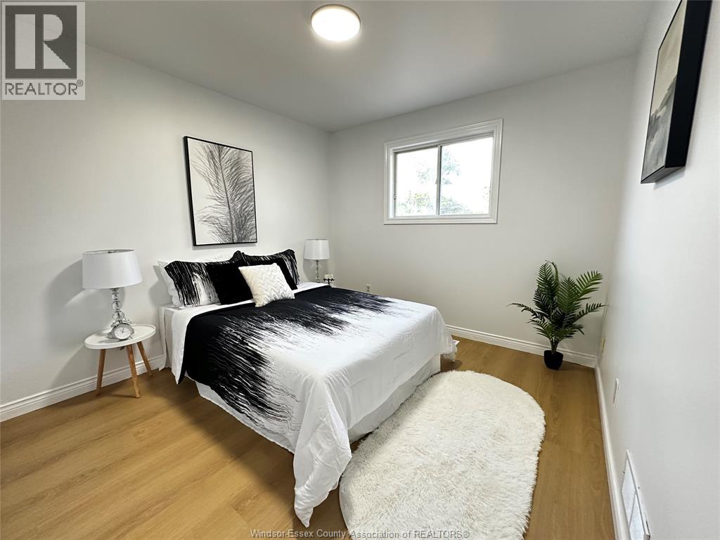 3025 Kenilworth, Windsor, Ontario  N9E 4M1 - Photo 10 - 26022248