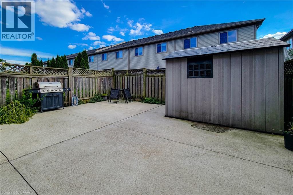 21 Jonathon Court, Hamilton, Ontario  L8W 0A1 - Photo 8 - 40860941