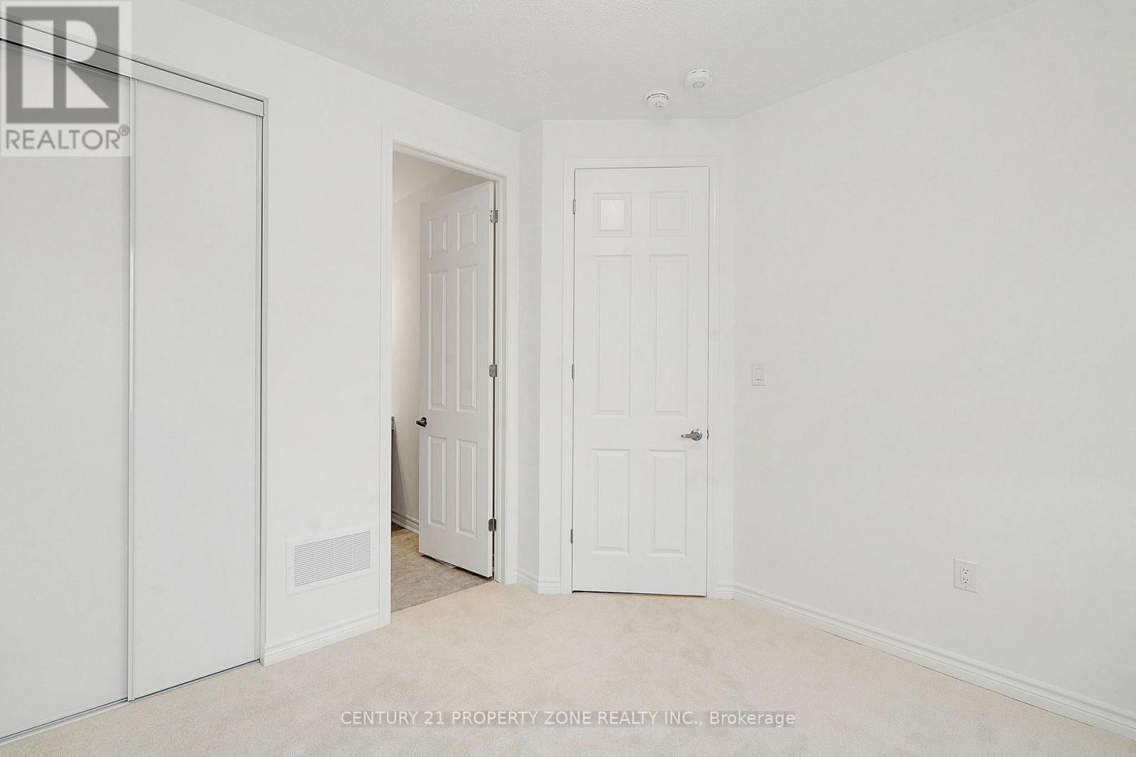 1518 Zilio Terrace, Milton, Ontario  L9E 2H8 - Photo 21 - W13768594
