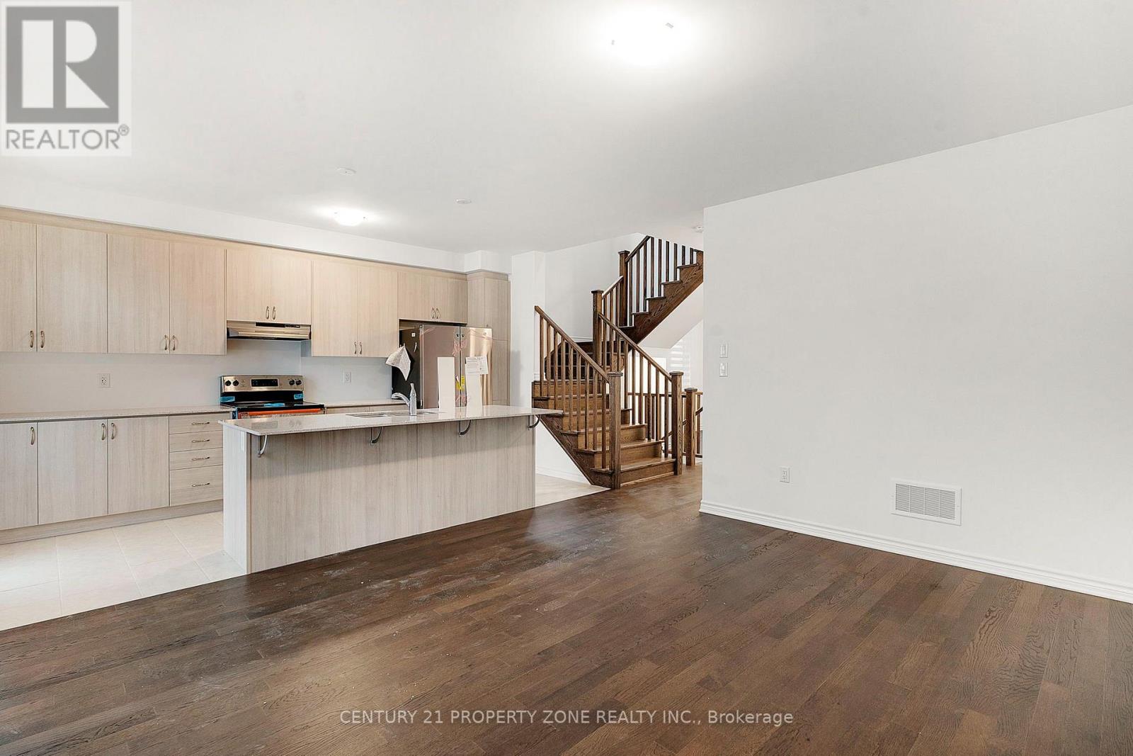 1518 Zilio Terrace, Milton, Ontario  L9E 2H8 - Photo 7 - W13768594