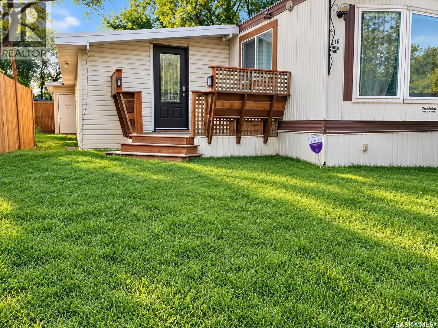 216 1524 Rayner Avenue, Saskatoon, Saskatchewan  S7N 1Y1 - Photo 3 - SK048137