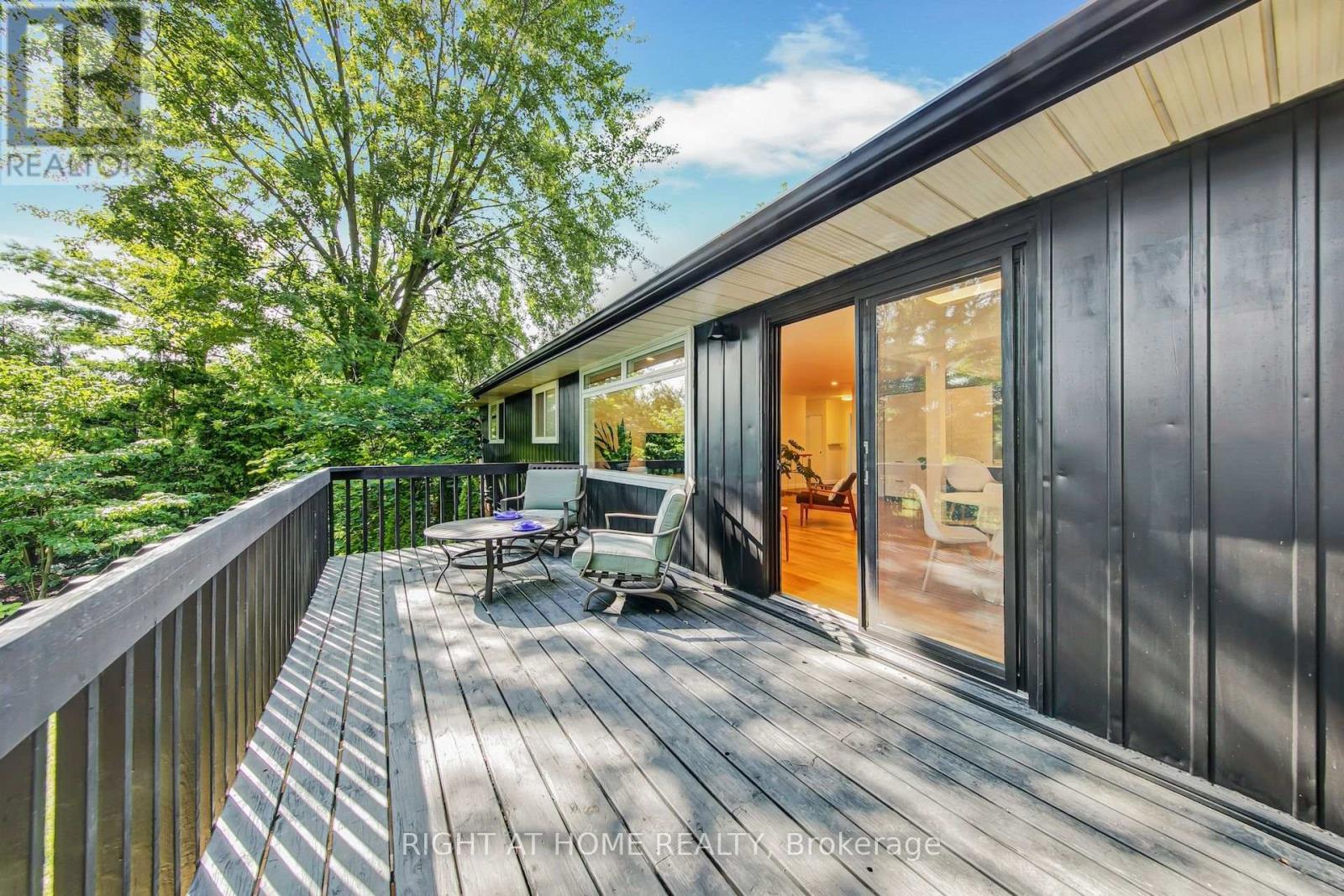 305 Daleside Place N, Waterloo, Ontario  N2L 5M4 - Photo 34 - X13768620