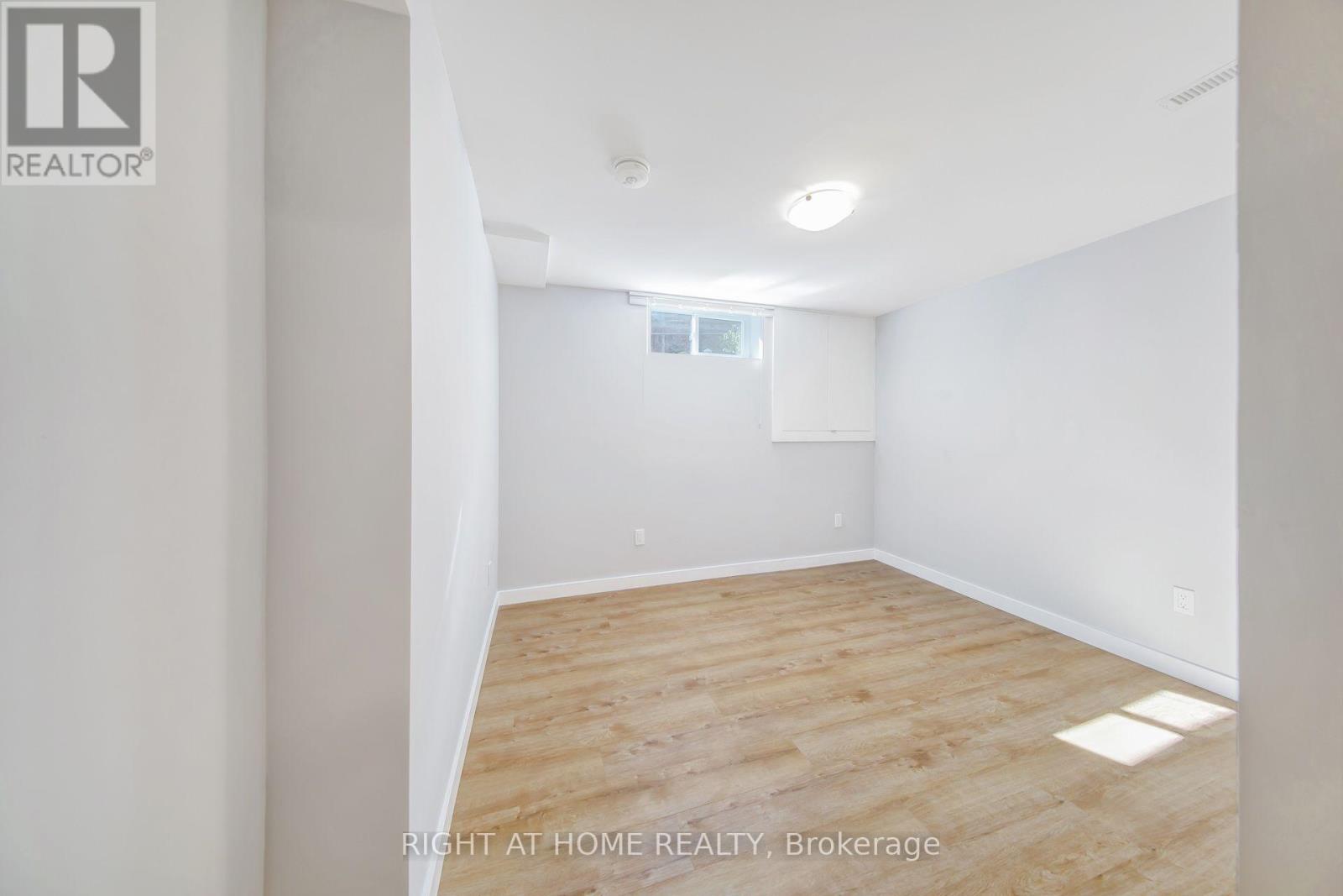 305 Daleside Place N, Waterloo, Ontario  N2L 5M4 - Photo 45 - X13768620