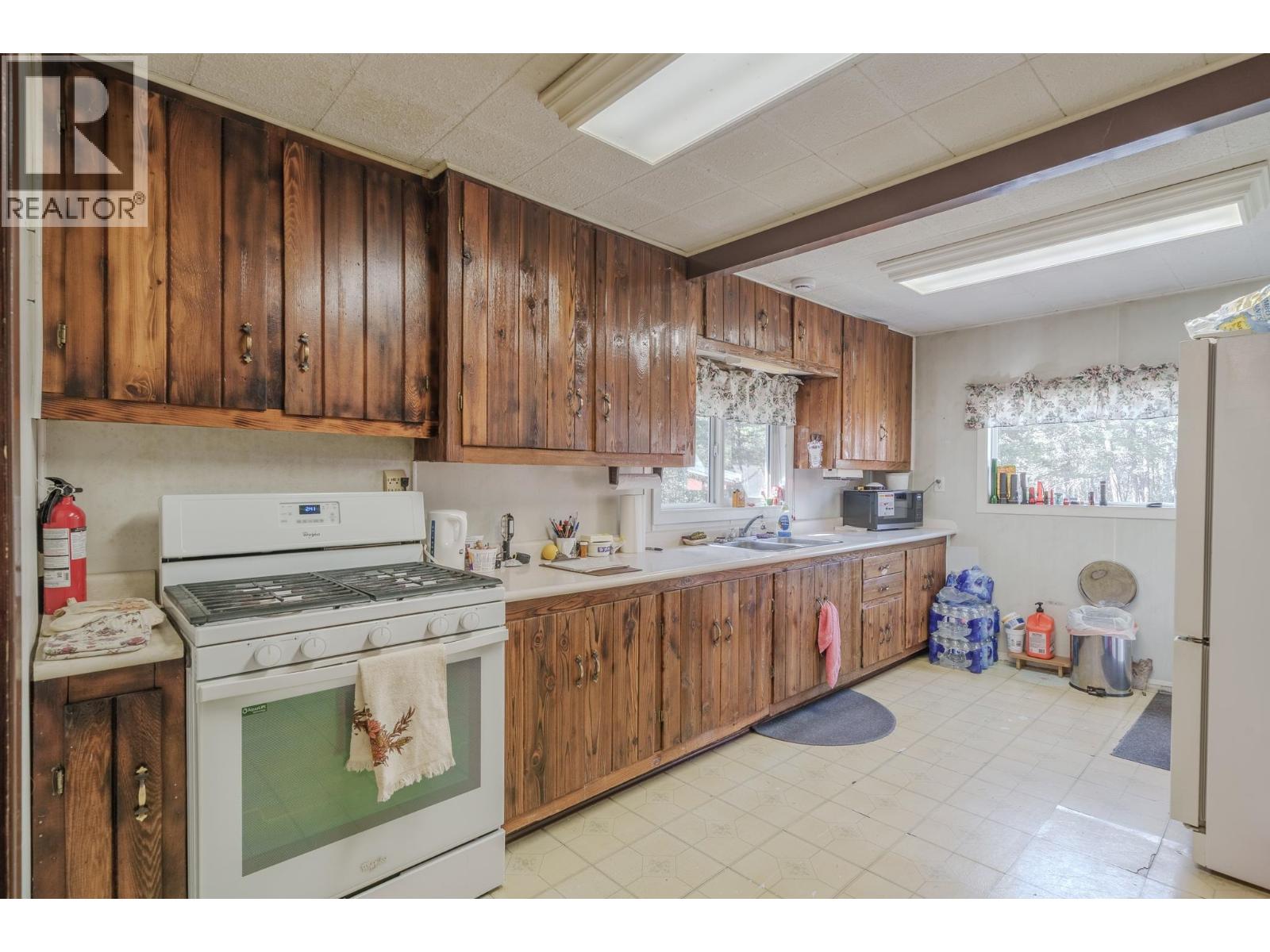 6247 Aalton Road, Horse Lake, British Columbia  V0K 2E3 - Photo 4 - R3149911