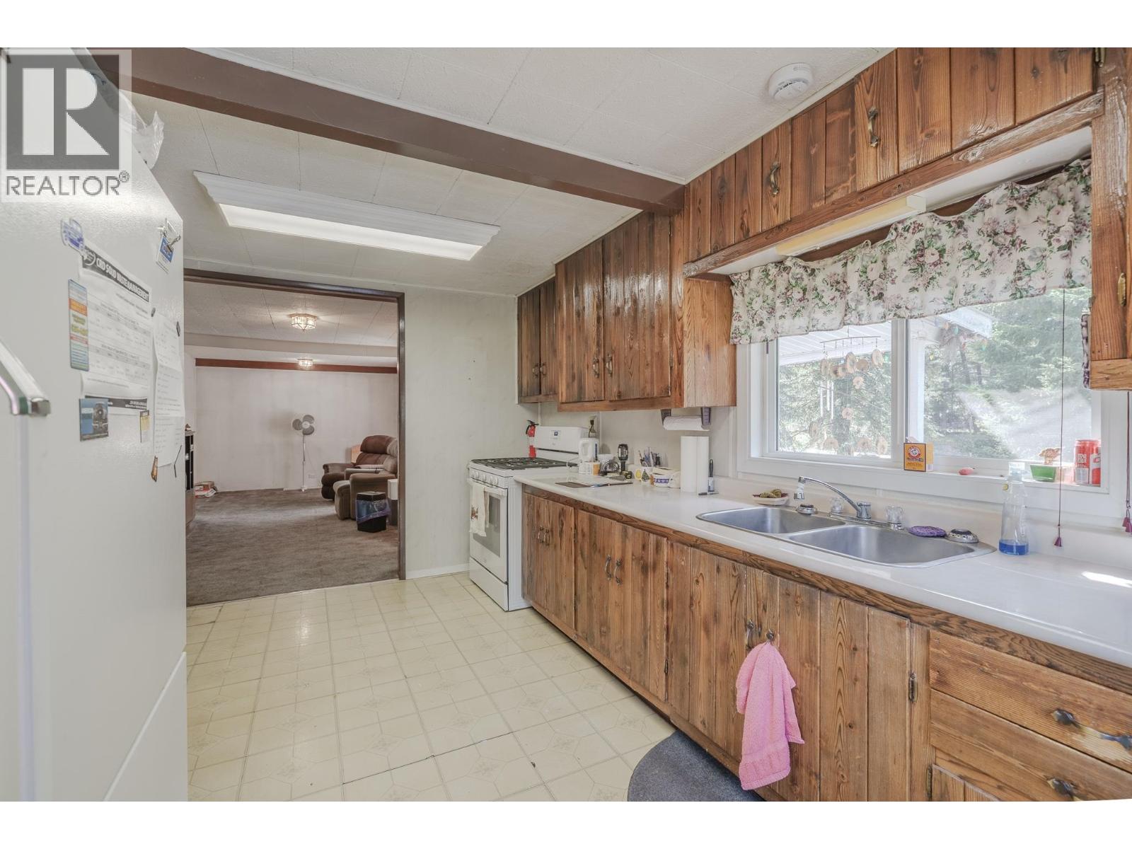 6247 Aalton Road, Horse Lake, British Columbia  V0K 2E3 - Photo 7 - R3149911