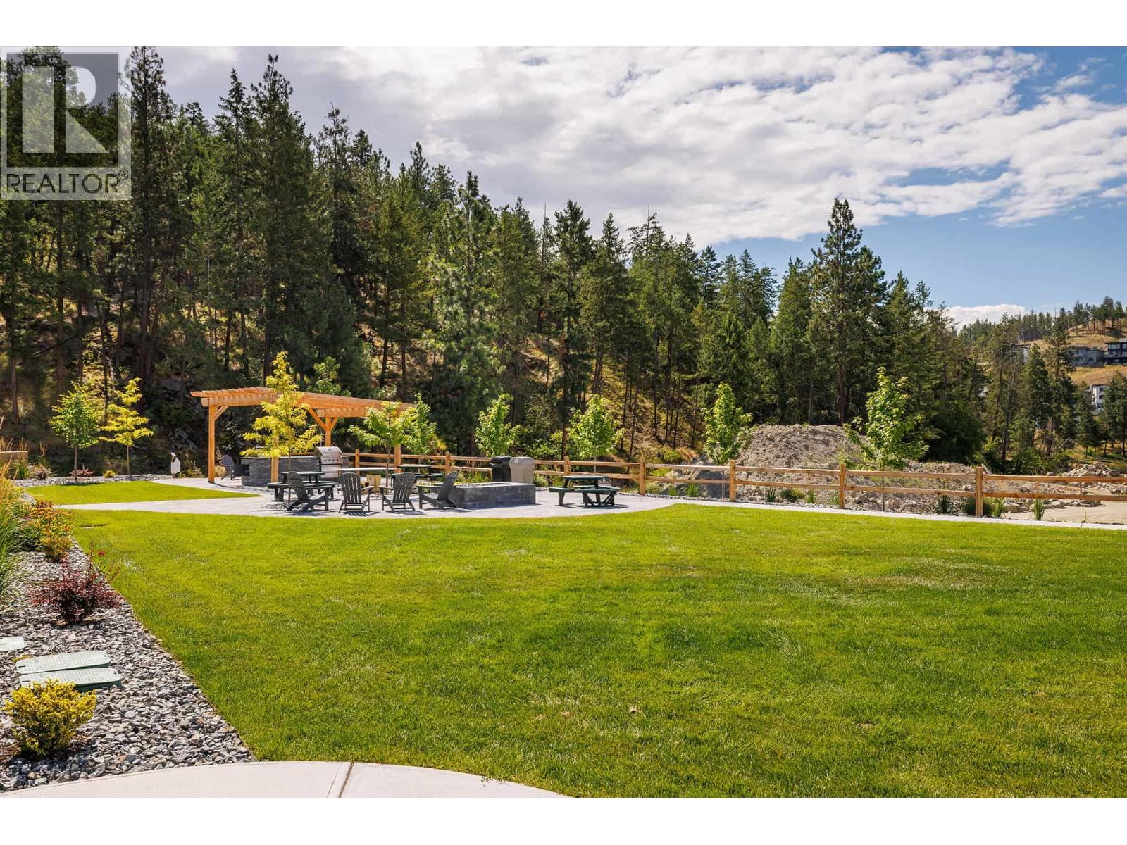 3303 Water Birch Circle Kelowna Photo 63