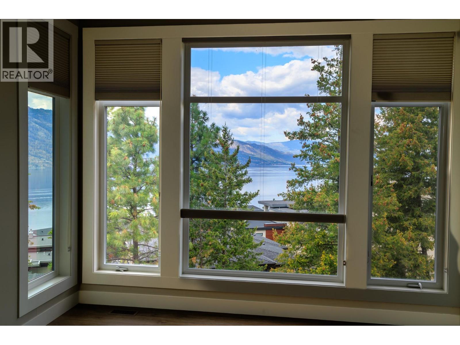 3303 Water Birch Circle Kelowna Photo 71