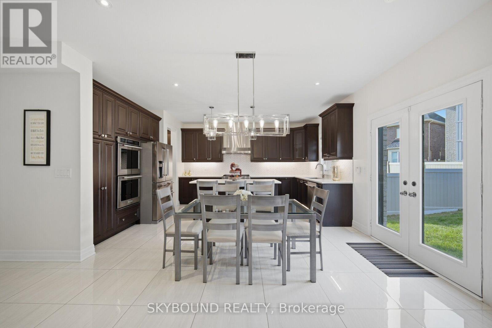14 Goodwin Court, East Gwillimbury, Ontario  L9N 0T7 - Photo 9 - N13768632