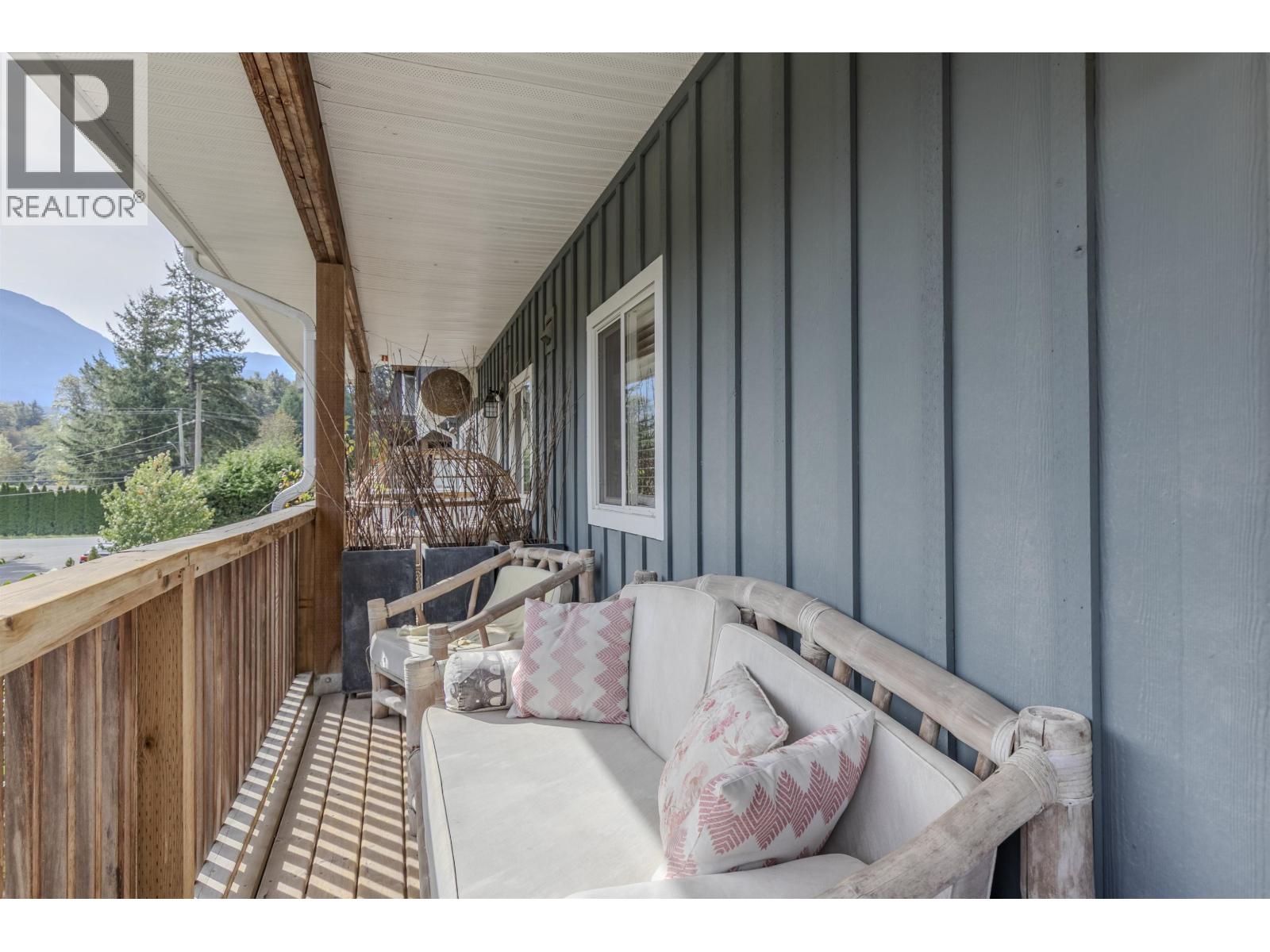 39811 No Name Road, Squamish, British Columbia  V8B 0B5 - Photo 10 - R3163093