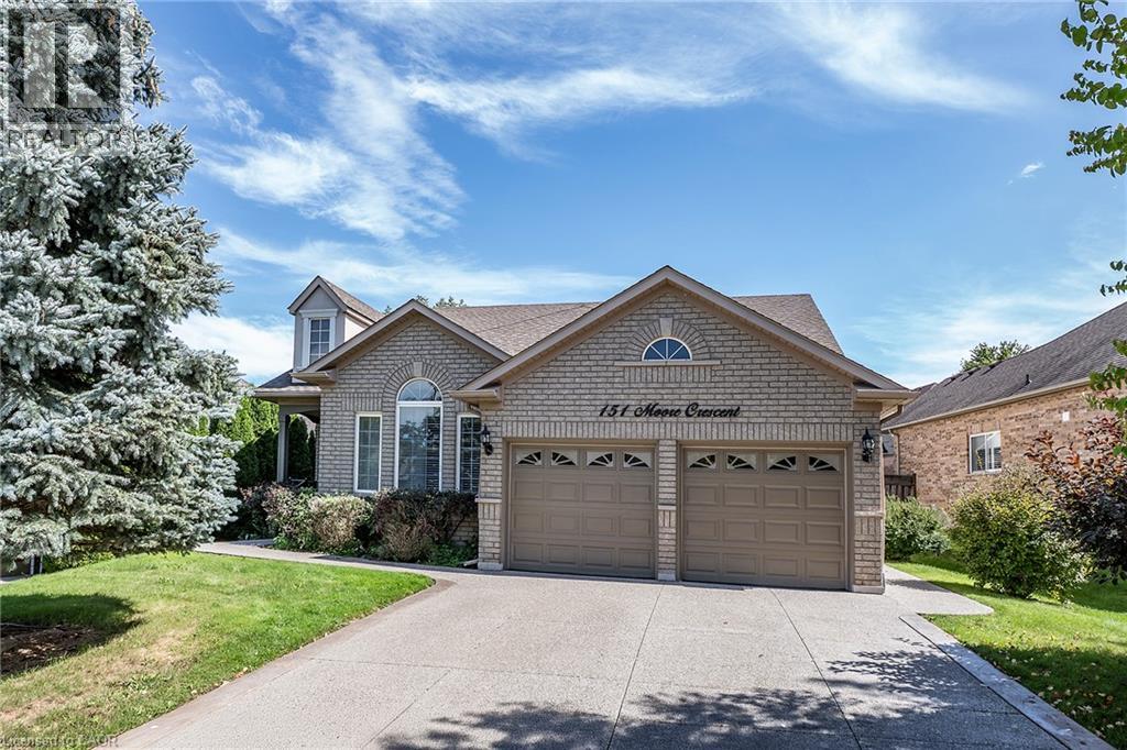 151 Moore Crescent, Hamilton, Ontario  L9G 4Z9 - Photo 2 - 40862220