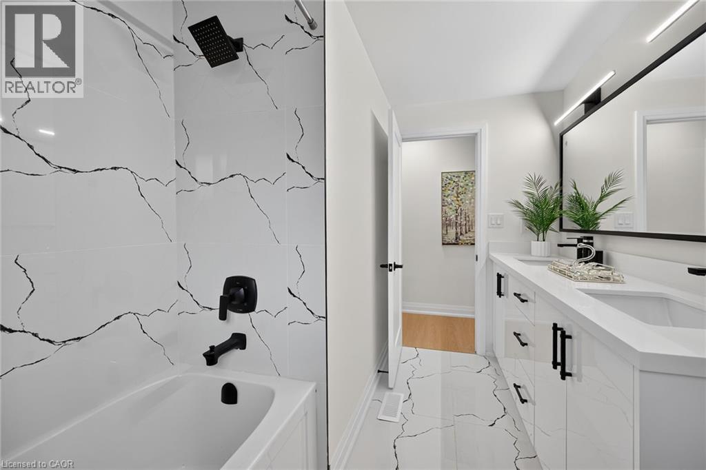40 Purdy Crescent Unit# Upper, Hamilton, Ontario  L9A 3B3 - Photo 33 - 40862382
