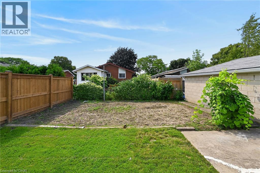 40 Purdy Crescent Unit# Upper, Hamilton, Ontario  L9A 3B3 - Photo 38 - 40862382
