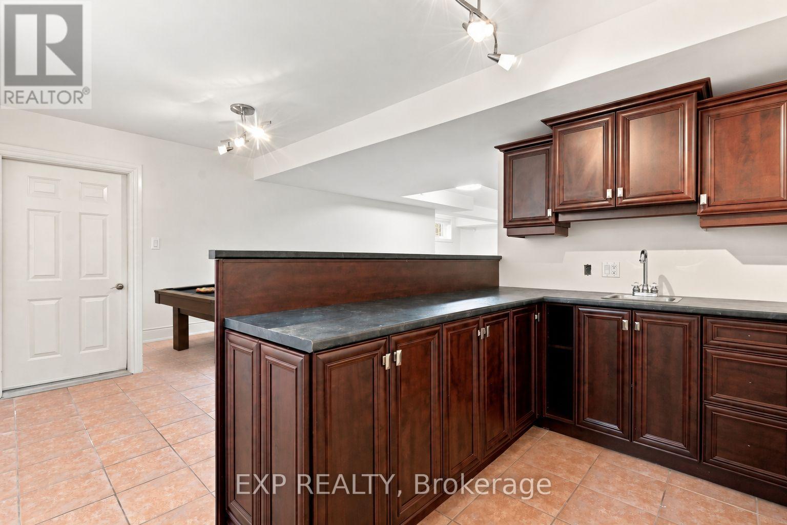 101 Cannon Road, Toronto, Ontario  M8Y 1S2 - Photo 43 - W13767894
