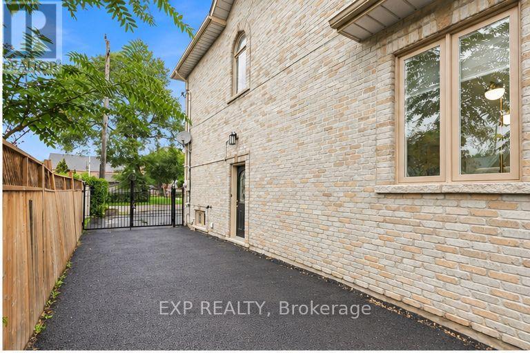 101 Cannon Road, Toronto, Ontario  M8Y 1S2 - Photo 48 - W13767894
