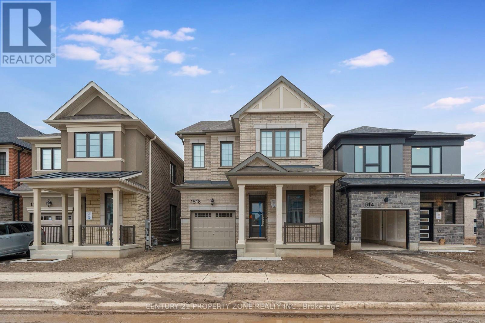 1518 Zilio Terrace, Milton, Ontario  L9E 2H8 - Photo 2 - W13768594
