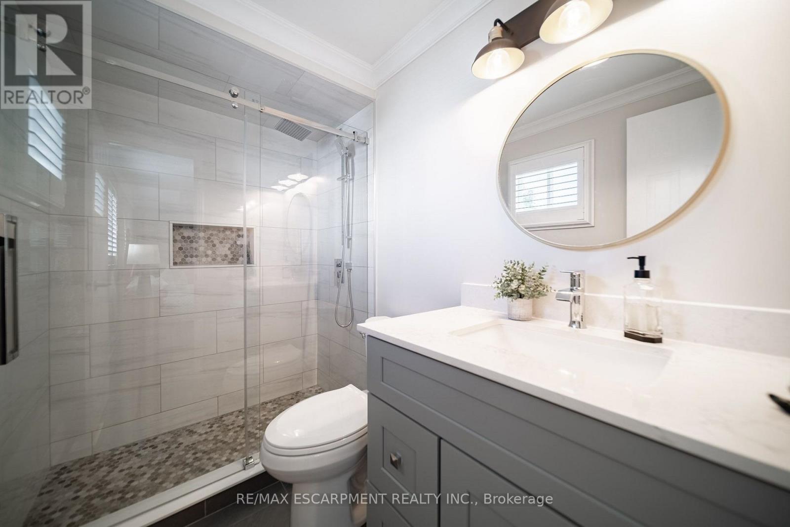 3212 Pinemeadow Drive, Burlington, Ontario  L7M 2N7 - Photo 23 - W13768874