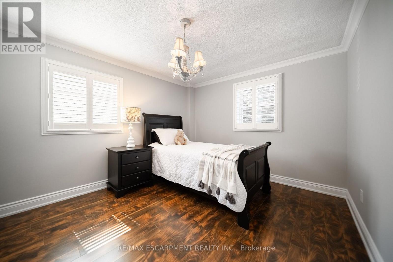 3212 Pinemeadow Drive, Burlington, Ontario  L7M 2N7 - Photo 26 - W13768874