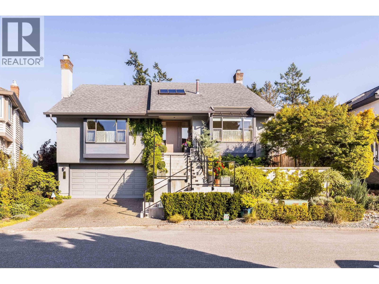 4772 MEADFEILD COURT, West Vancouver, British Columbia