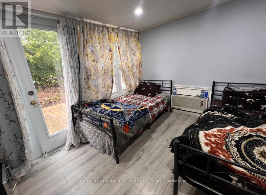 6 Roehampton Crescent W, Brampton, Ontario  L6Y 2R4 - Photo 9 - W13767524